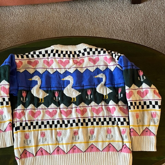 Kina & Tam Goose Sweater - Picture 3 of 3